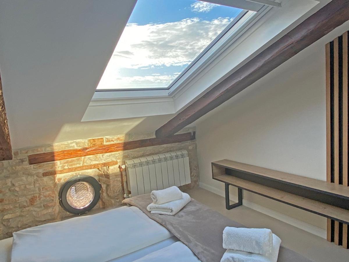 Apartamento Castropola Views With Private Parking Exterior foto