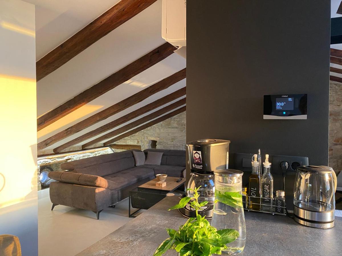 Apartamento Castropola Views With Private Parking Exterior foto